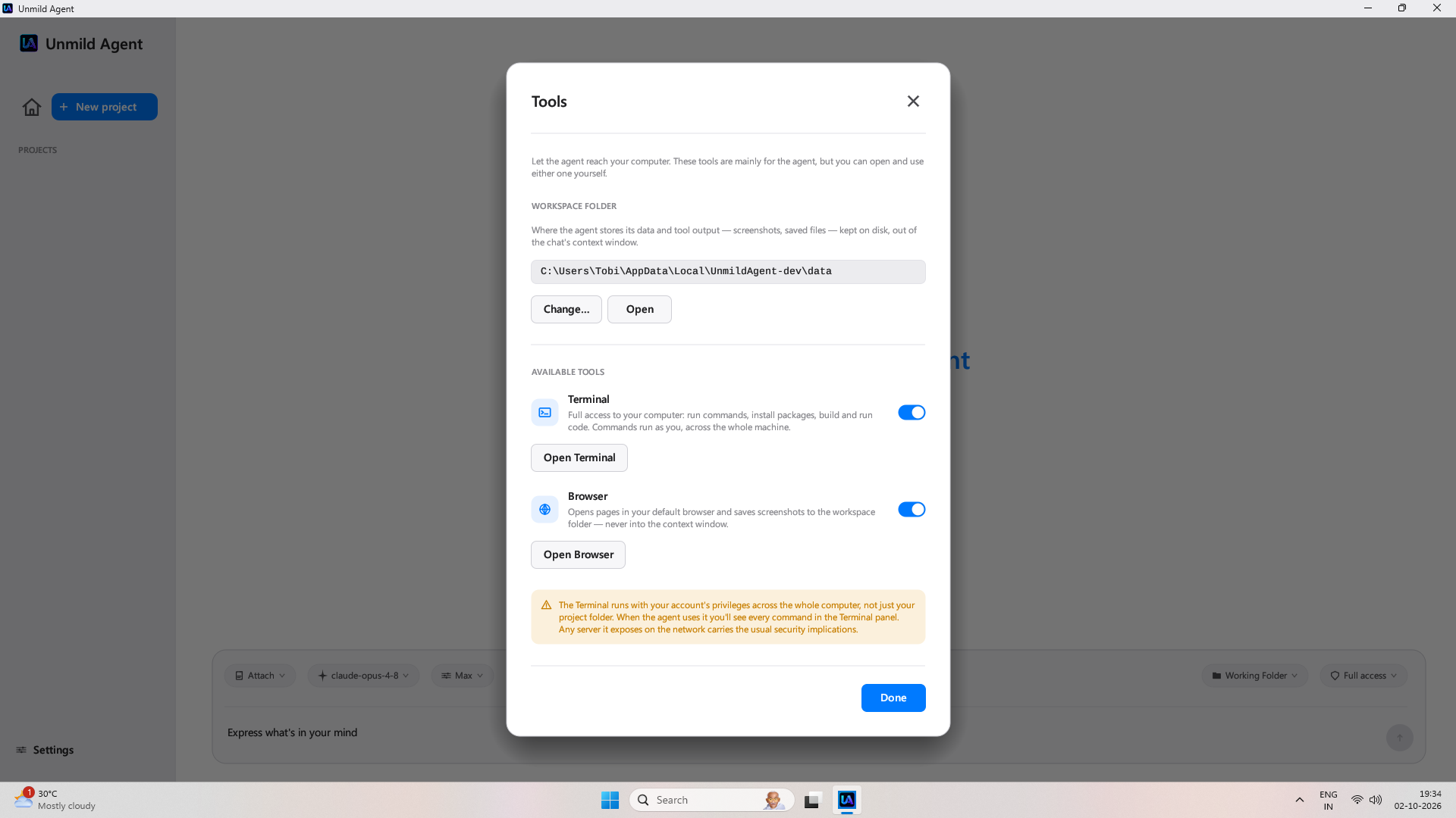 Unmild Agent main window showing project sidebar, chat transcript and input bar